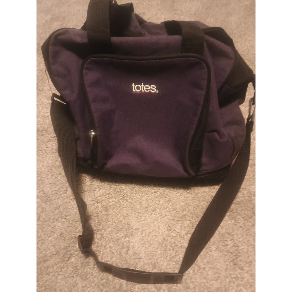 Totes Expandable Tote Handles Shoulder Strap & Wheels Purple